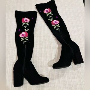 Gorgeous Carlos Santana Thigh High Suede Black Boots with Vibrant Floral Design